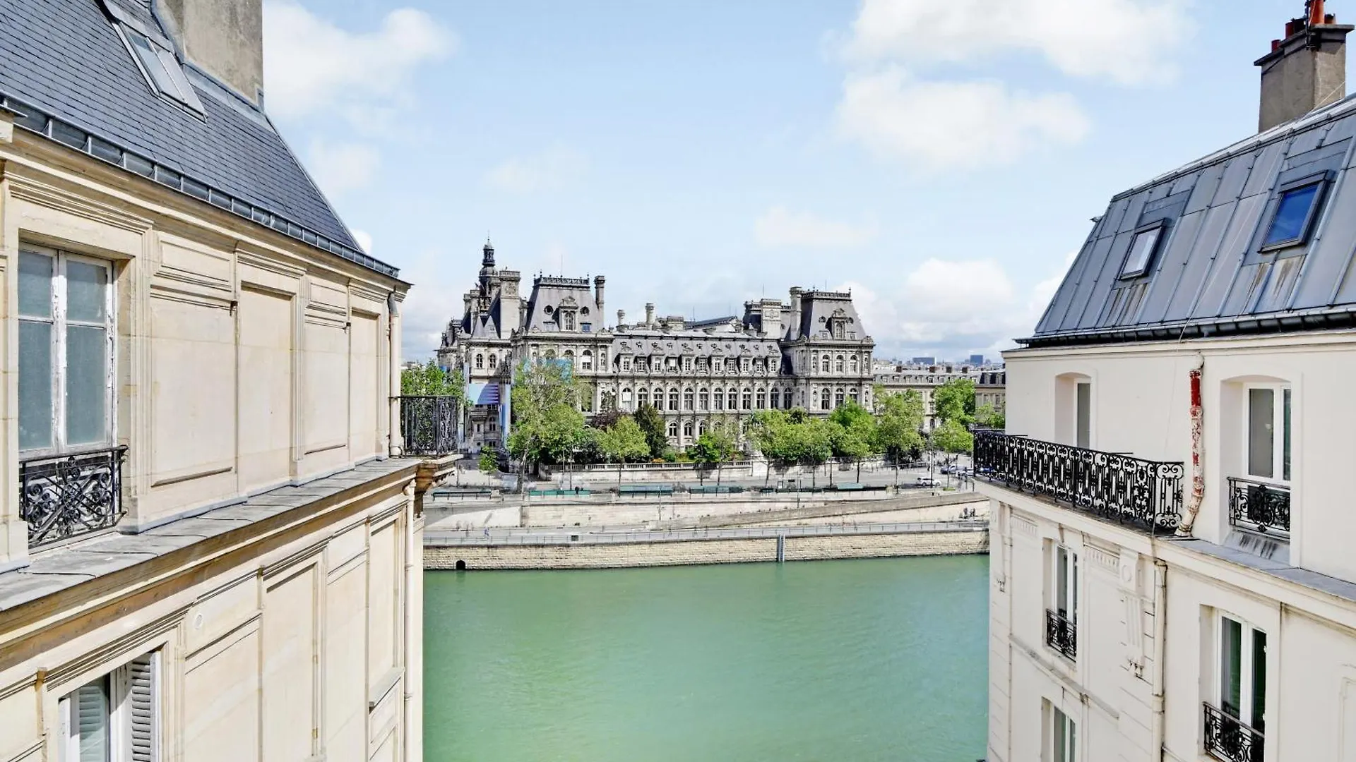 Apartamento Ile De La Cite - Seine & Notre Dame View París