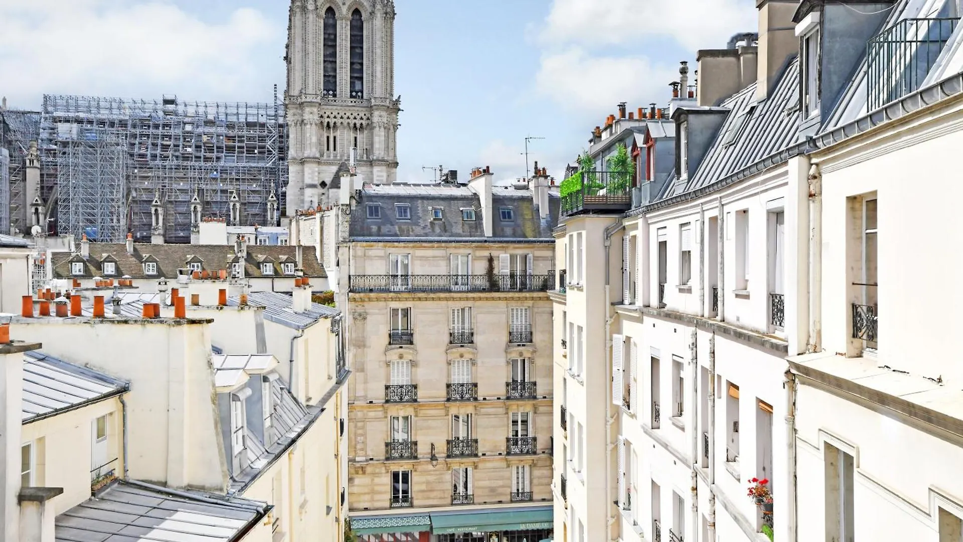Appartement Ile De La Cite - Seine & Notre Dame View à Paris France
